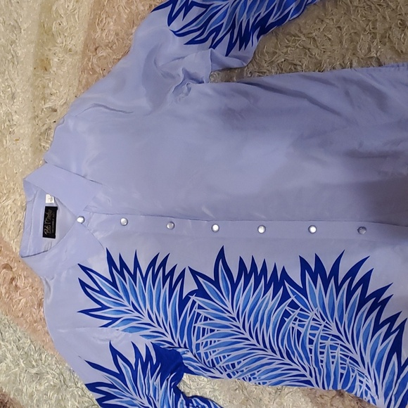 Bob Mackie Blue Button Down Shirt large  100 % silk - Picture 2 of 7